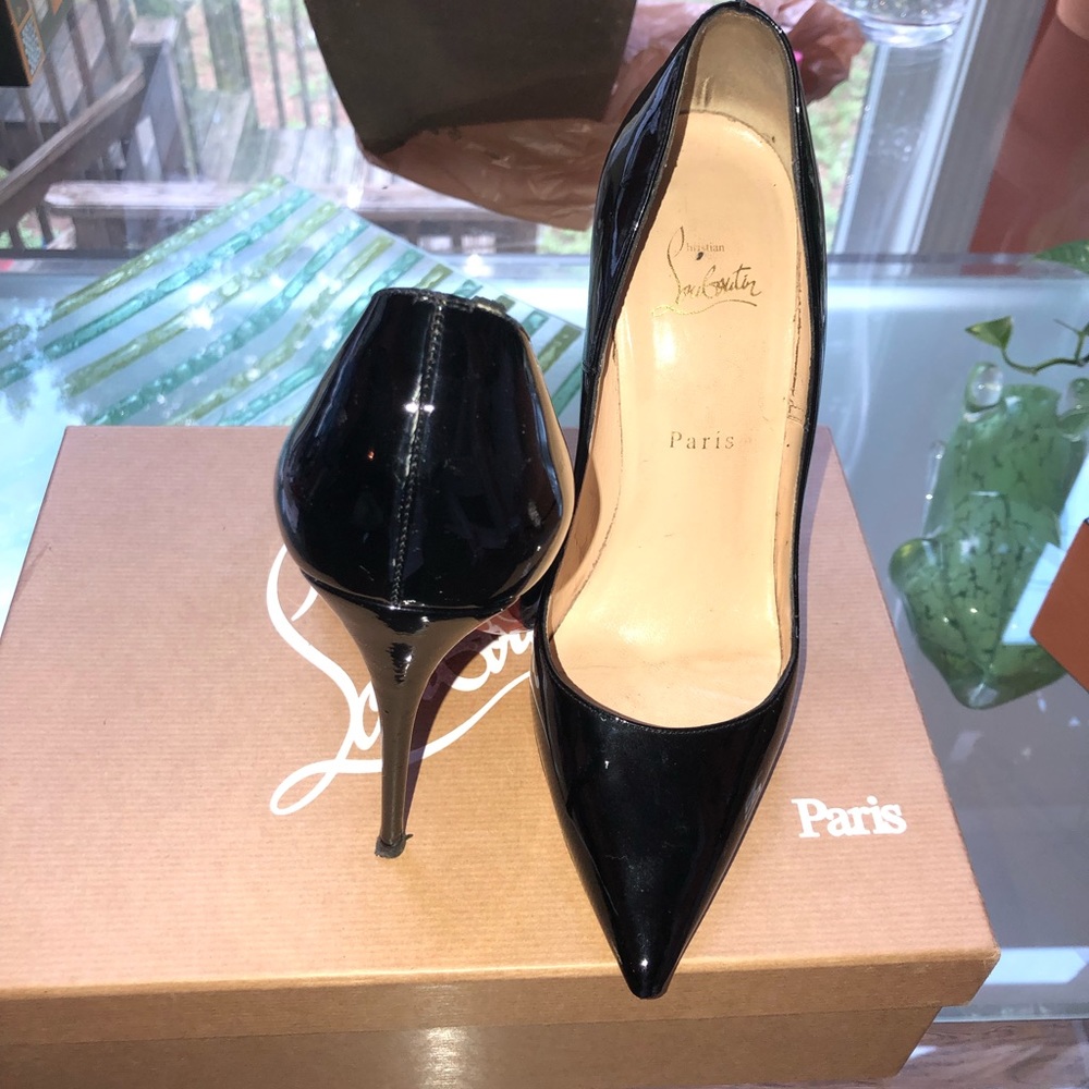 Christian Louboutin So Kate Heels